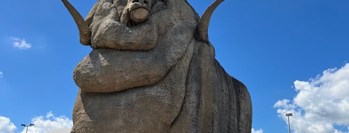 The Big Merino is one of Australian Roadtrip 2014.