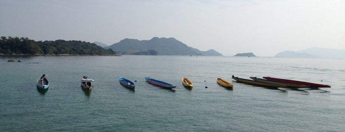 Sai Kung Waterfront Park is one of Favourite pet friendly places in Hong Kong.