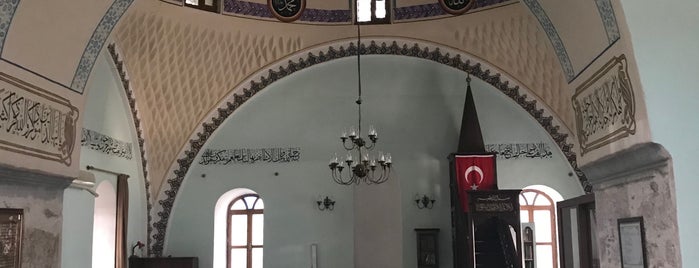 Burmalı Camii is one of Tempat yang Disimpan Tahinli Kabak Tatlısı.