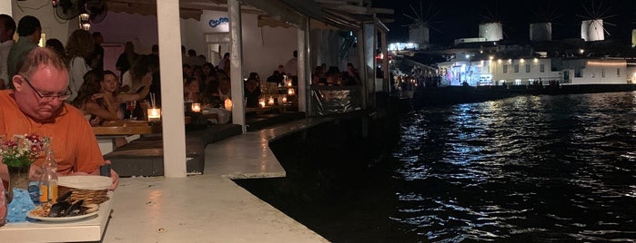 Queen Champagne & Cocktail Bar is one of Mykonos 🇬🇷.