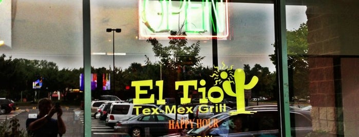 El Tio Tex-Mex Grill is one of สถานที่ที่ Lori ถูกใจ.