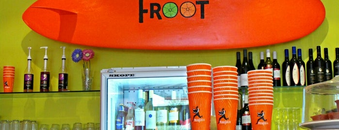 Cafe Froot is one of Adelaide 吃拉撒.