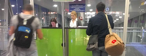 Gate D5 is one of Oxana’s Liked Places.