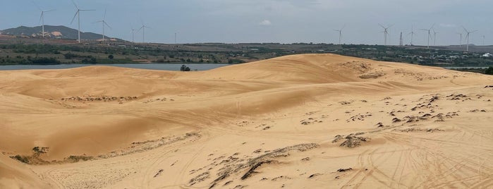 White Sand Dunes is one of Vietnam.