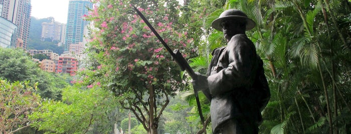 Hong Kong Park is one of Tempat yang Disukai Robert.