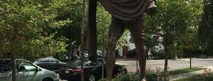 Mahatma Gandhi Statue is one of Robert'in Beğendiği Mekanlar.