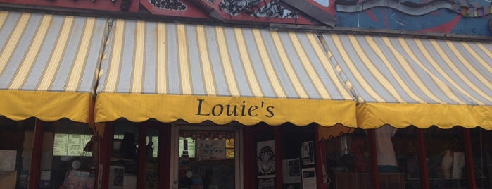 Louis Family Restaurant is one of Diners & Dives.