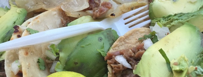 Tacos El Güero is one of David : понравившиеся места.