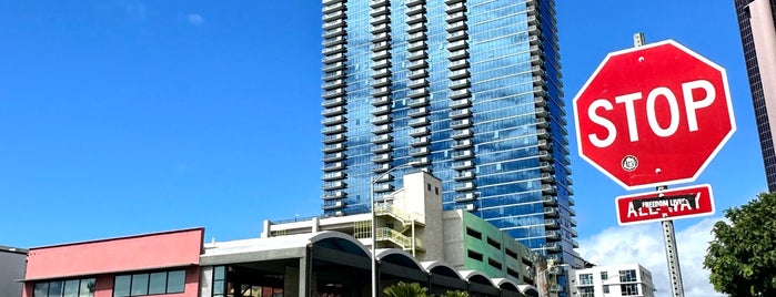 SALT at Kakaako is one of Jasonさんのお気に入りスポット.