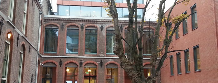 universiteitsgebouwen / campus buildings