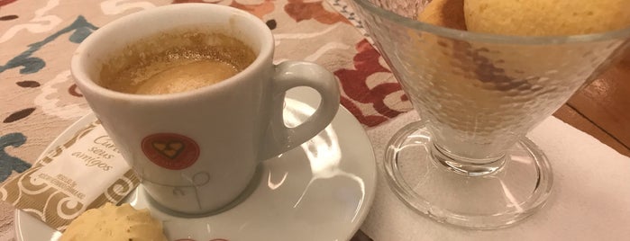 Itália Café is one of Lanchonetes / Cafés.