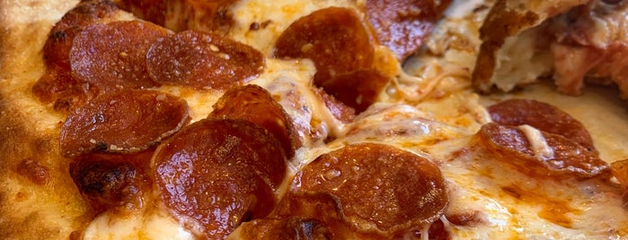 Cybelle's Pizza is one of Oakland eats wishlist.