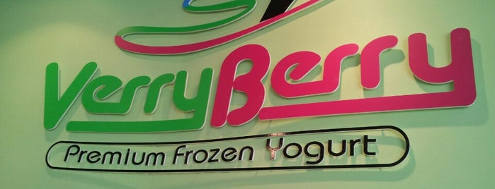 Verry Berry is one of Local Favorites for Healthy Lunch.