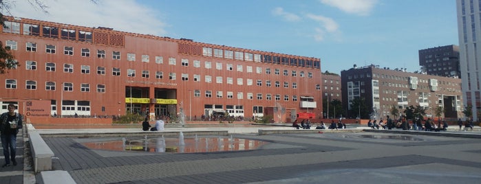 Università degli Studi di Milano-Bicocca is one of Scuole/Università & Librerie/Biblioteche.