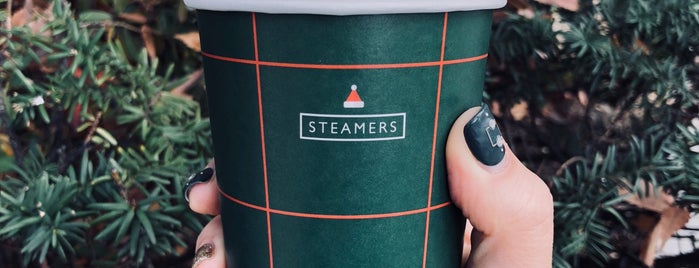 Steamers Coffeebar is one of สถานที่ที่ Woo ถูกใจ.