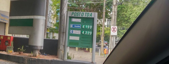 Auto Posto TDA is one of สถานที่ที่ Marcelo ถูกใจ.