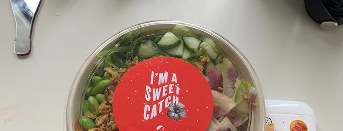 Sweetcatch Poke Bar is one of Restaurants to try via BlondEATS insta.
