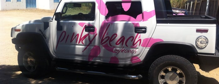 Pinky Beach is one of Lugares favoritos de Jonathan.