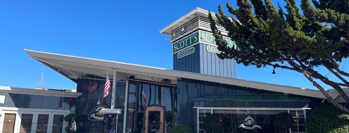 Scott's Seafood Grill & Bar is one of The 11 Best Places for Caramel Sauce in Oakland.