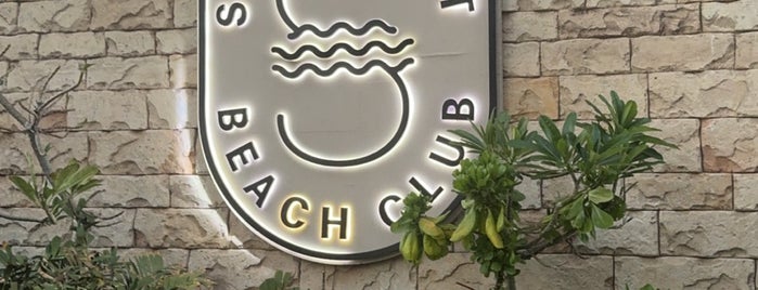 Summersalt Beach Club is one of Dubai List.
