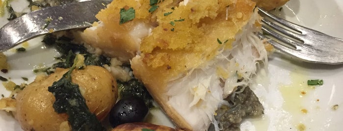 D' Bacalhau is one of Locais curtidos por Aline.