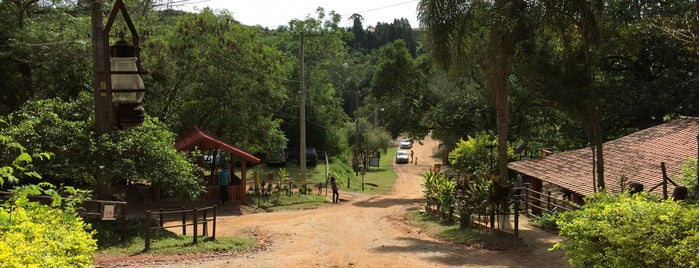 Fazenda Angolana is one of Passeio em São Roque.