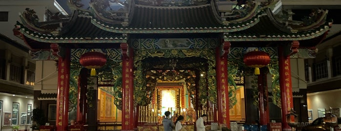 ศาลเจ้าแม่กวนอิม is one of My visited Temples.
