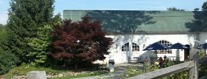 Warwick Valley Winery & Distillery is one of NE Trip <3.