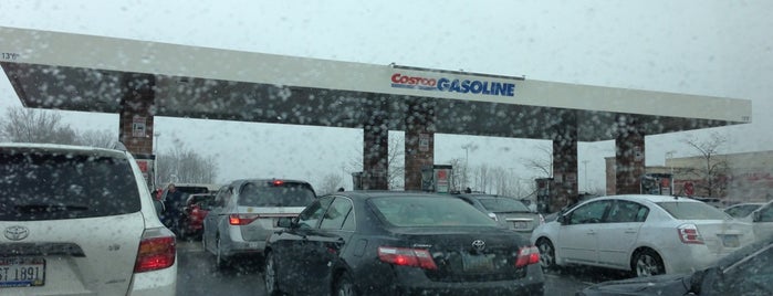 Costco Gasoline is one of Laura : понравившиеся места.