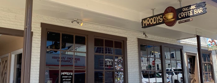 Moody's Organic Coffee Bar is one of Sonoma.