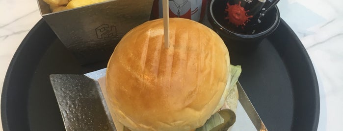 Frikadell Burger is one of Asya Batı.