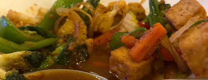 Thai Bangkok Cuisine is one of Nearby Top Eat.