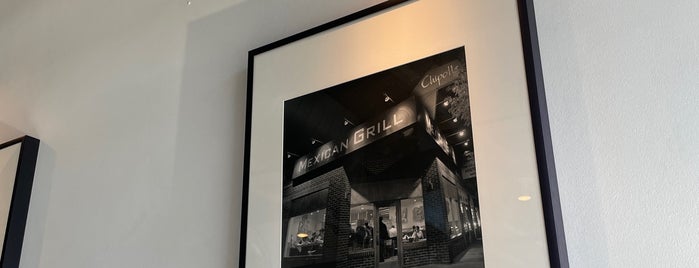Chipotle Mexican Grill is one of ベイエリア生活での殿堂入り.