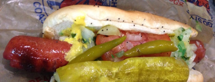 Gold Coast Dogs is one of The Best Airport Food in the U.S. and Beyond.