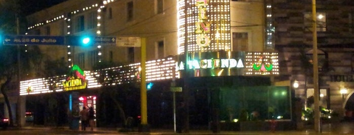 Best Western La Hacienda Hotel & Casino is one of Tempat yang Disukai Sergio.