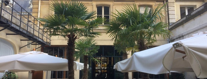 Le Camondo is one of Italian restaurant in Paris2.