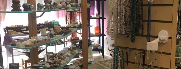 Gaia Metaphysical Store is one of Oahu.