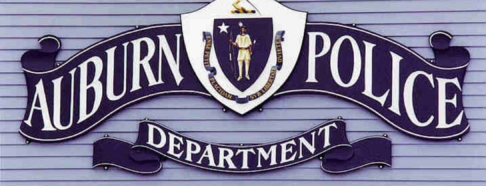 Auburn Police Department is one of Posti che sono piaciuti a Brian.