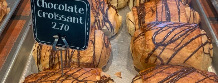Croissants de France is one of Julie : понравившиеся места.