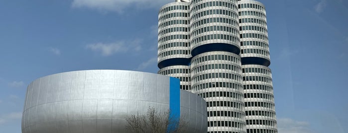 BMW-Hochhaus (Vierzylinder) is one of Munich.