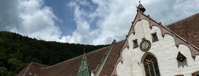 Kloster Blaubeuren is one of places.