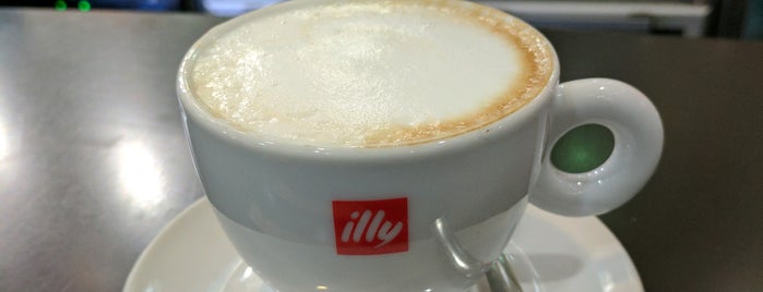 Illy Milky Bar is one of Roma.
