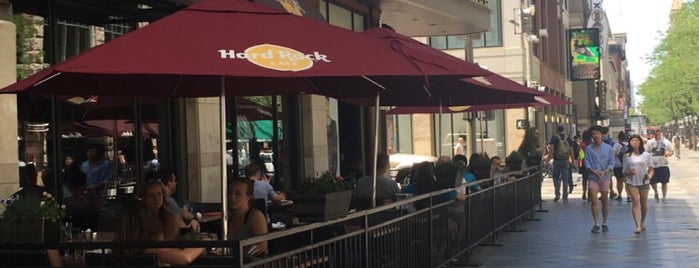 Hard Rock Cafe Denver is one of Lさんのお気に入りスポット.