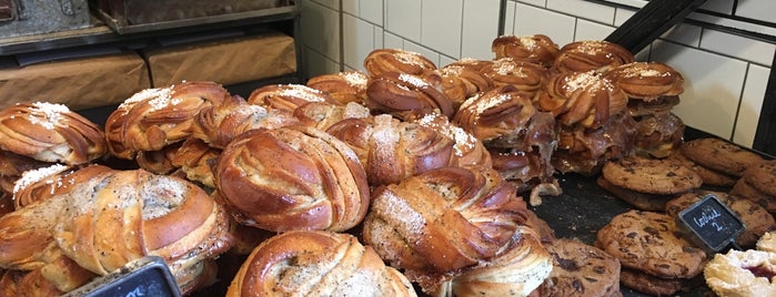 Fabrique Bakery is one of Lieux qui ont plu à L.