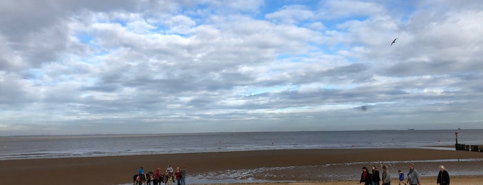 Cleethorpes Promenade is one of Carlさんのお気に入りスポット.