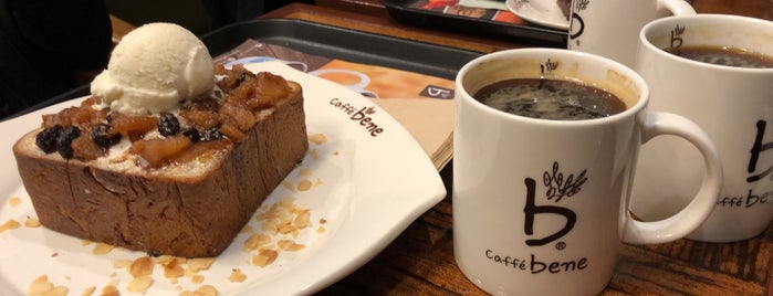 Caffé Bene is one of Locais curtidos por L.