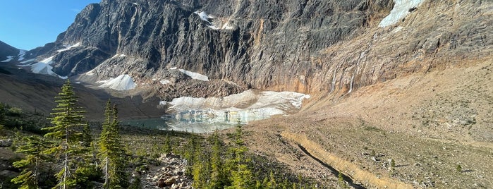 Mount Edith Cavell is one of Banff.
