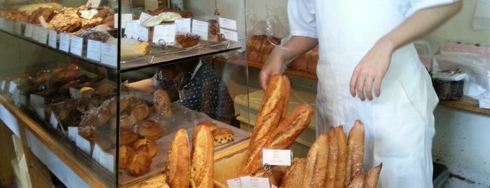 Katane Bakery is one of Locais curtidos por Charles.