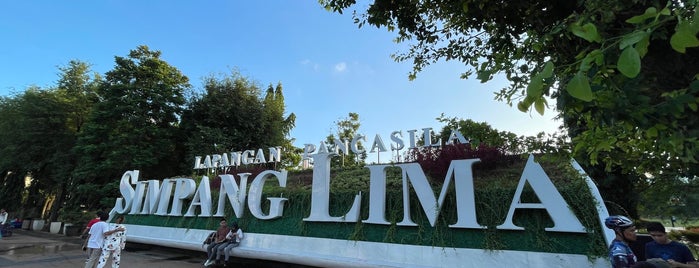 Simpang Lima is one of Favorite Great Outdoors.