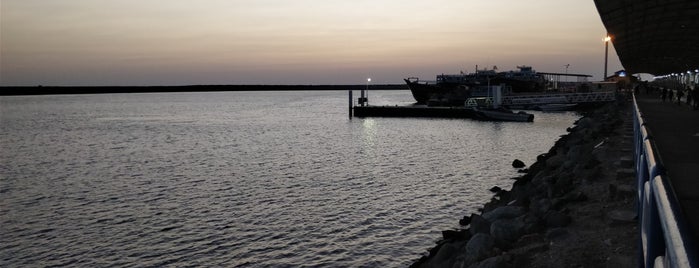 Hormoz Harbor | اسکله هرمز is one of Gheshm.